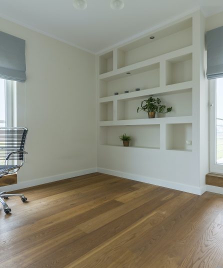 office-with-wooden-floor.jpg